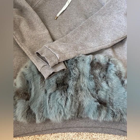 Jocelyn Luxe Oversized Sweatshirt Rabbit Fur Pocket Gray Size Small - Picture 5 of 9